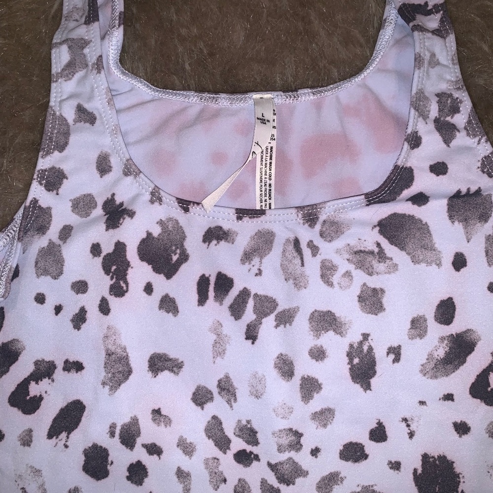 Tank top - Picture 2 of 3